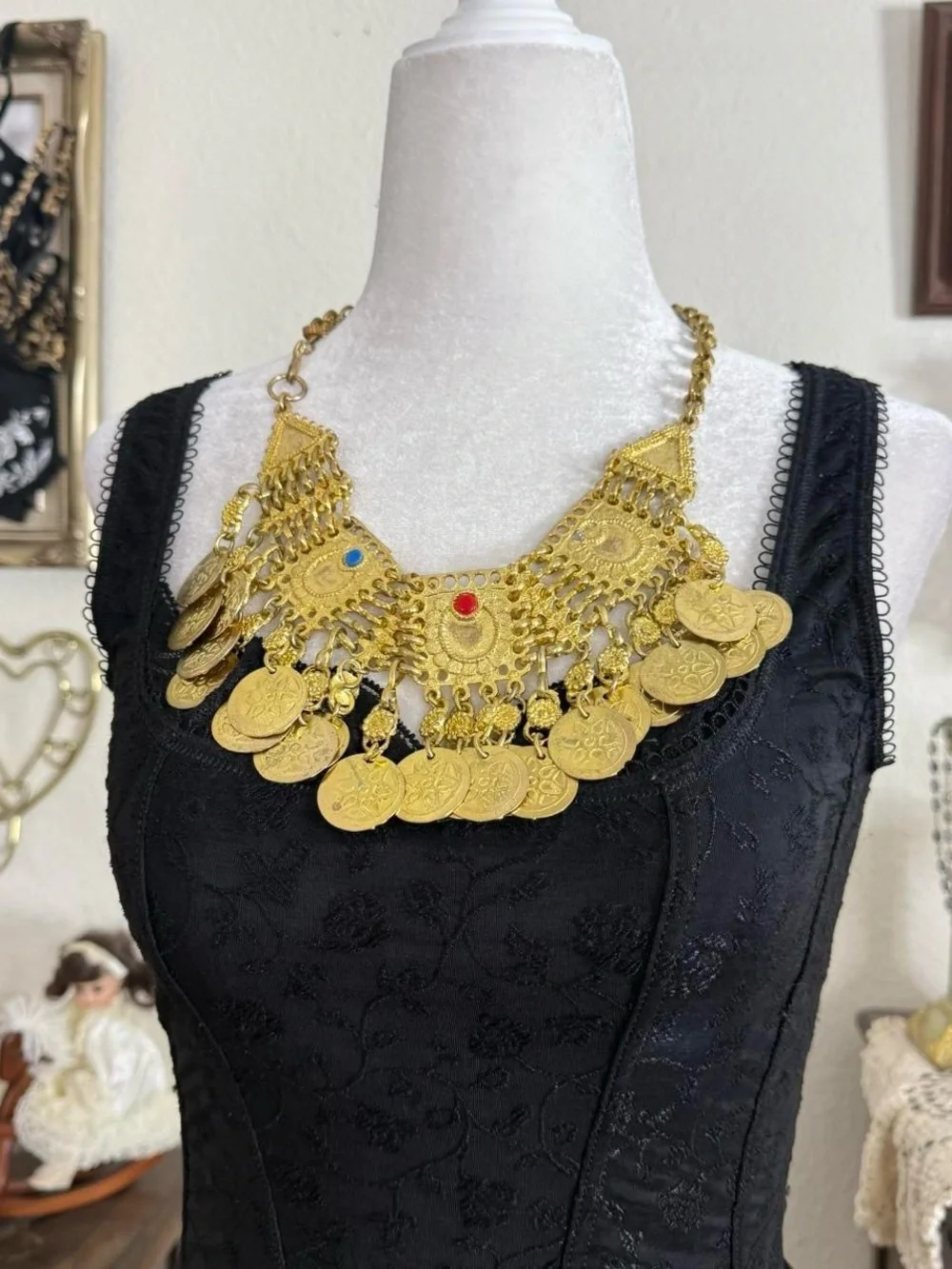 Vintage bohemian gold coin chunky costume jewelry necklace